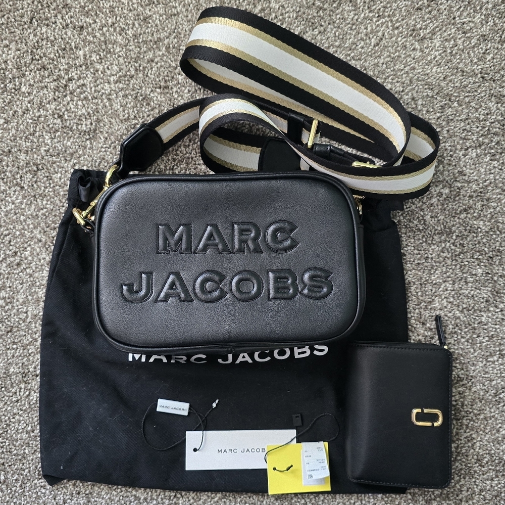 Marc Jacobs Black Leather The Flash Camera Bag & Wallet Set
